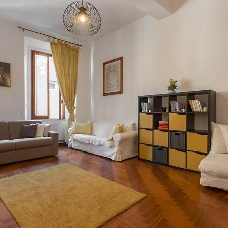 Appartamento Vicolo Delle Grotte Roma Exterior foto